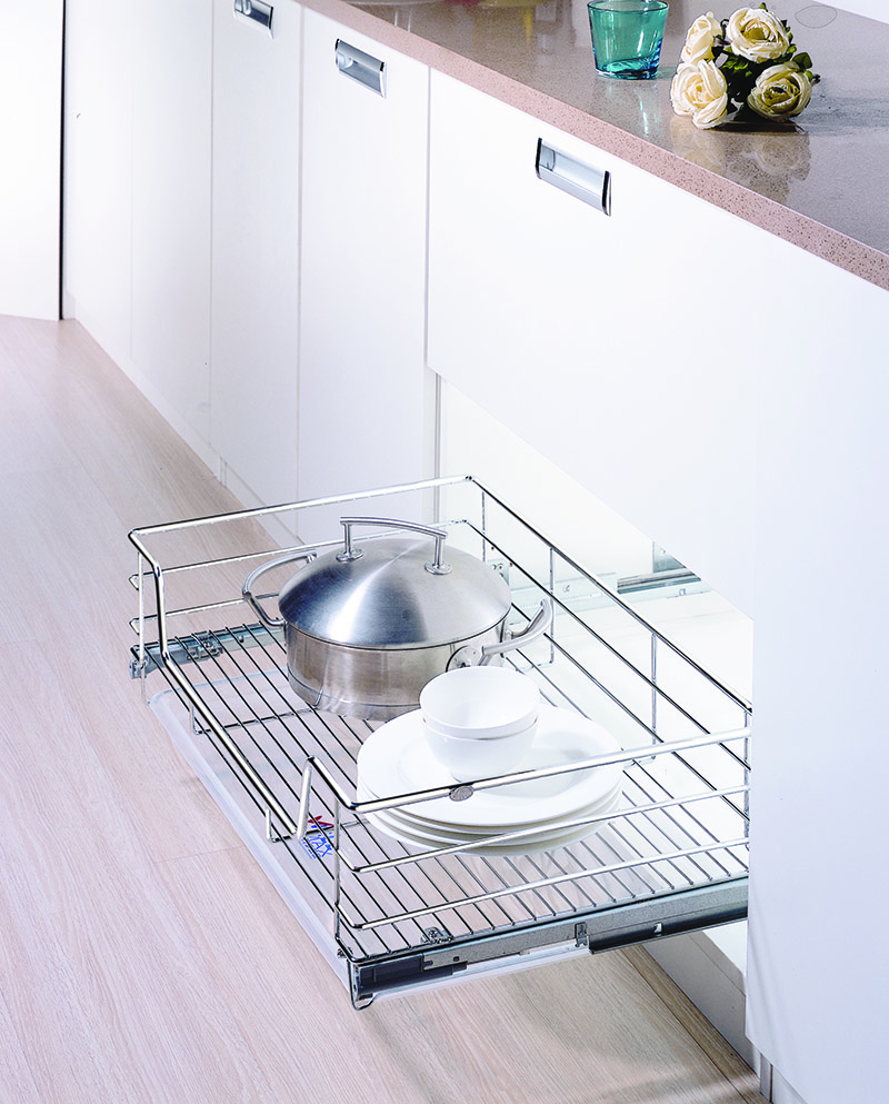 How to install kitchen basket and preparation tools